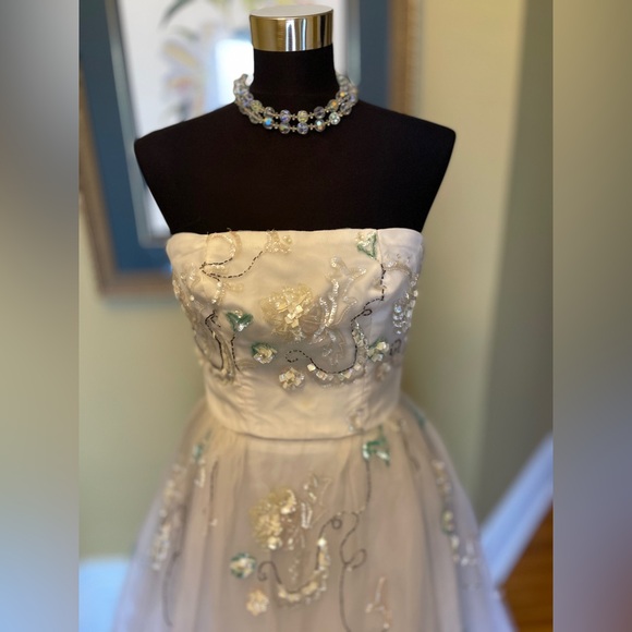 50s evening gown - Picture 3 of 10